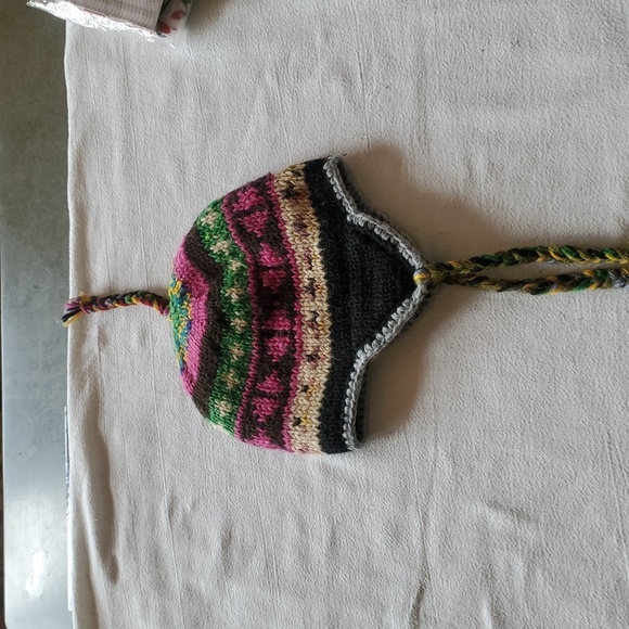 The Collection Royal 100% Wool Handmade In Nepal Fleece Lined Hat - Picture 4 of 14